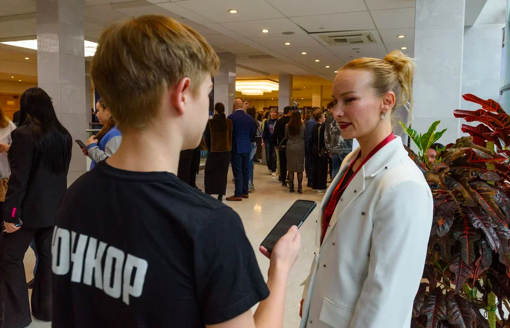 Фото Зажглись новые звёзды. В Новосибирске прошла грандиозная церемония награждения «Героев с нашего двора» 2